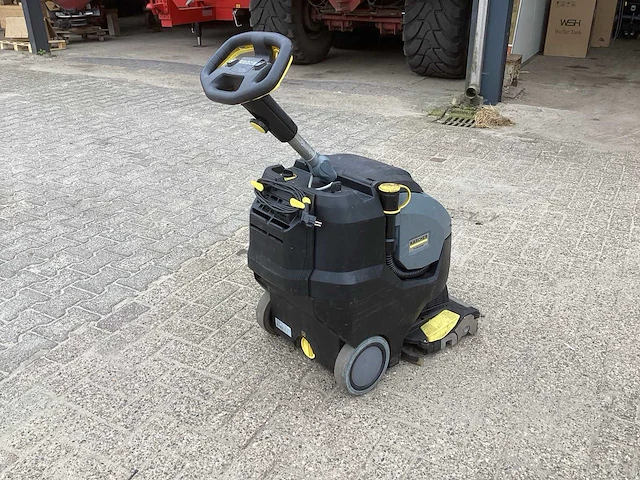 Kärcher professional br 45/22 vloerreiniger - afbeelding 3 van  9