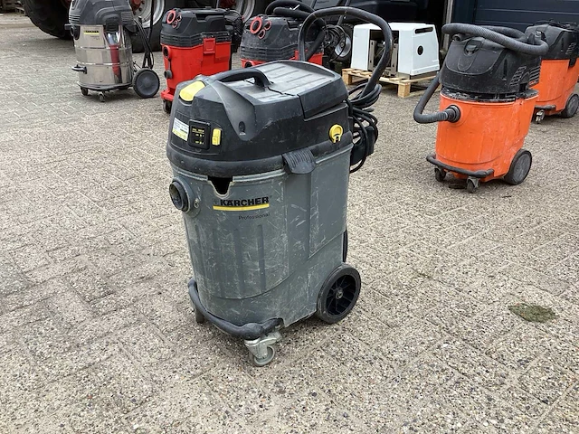 Kärcher professional industriële stofzuiger - afbeelding 1 van  6