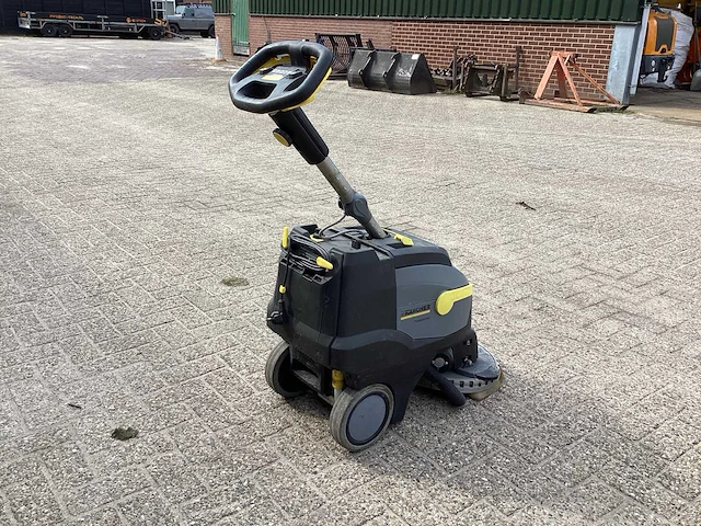 Kärcher professional vloerreiniger - afbeelding 3 van  8
