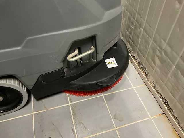 Karcher proffesional bd 43/35c vloerreiniger - afbeelding 2 van  11