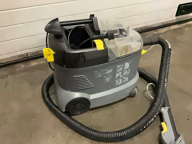 Karcher puzzi 8/1 c tapijtreiniger - afbeelding 4 van  5