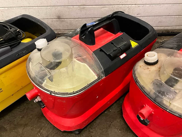 Karcher puzzi tapijtreiniger (3x) - afbeelding 3 van  5