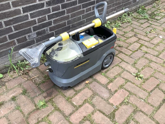 Karcher puzzi10/2 stoomreiniger - afbeelding 2 van  3