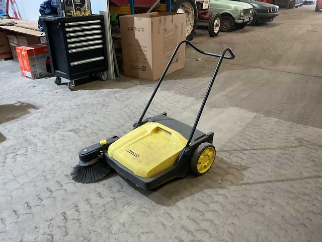 Kärcher s750 veegmachine - afbeelding 1 van  5