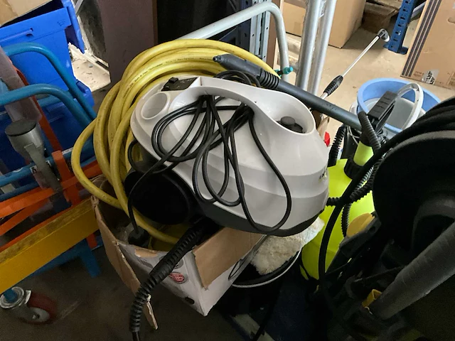 Kärcher schoonmaakapparaat (4x) - afbeelding 6 van  8
