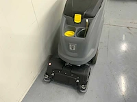 Karcher schrobmachine zelfrijdend - afbeelding 8 van  13