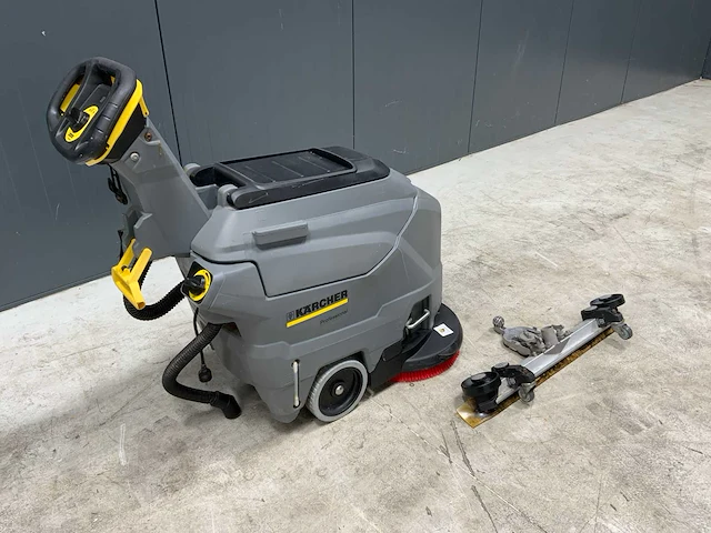 Kärcher schrobzuigmachine bd 43/35 c ep - afbeelding 1 van  5