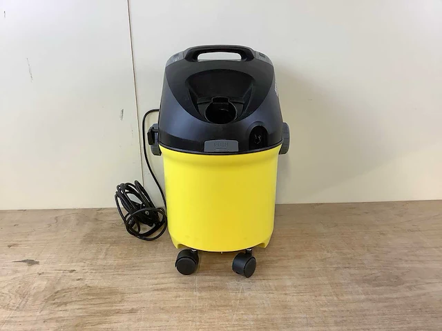 Karcher se 5.100 sproei-extractiereiniger - afbeelding 4 van  7