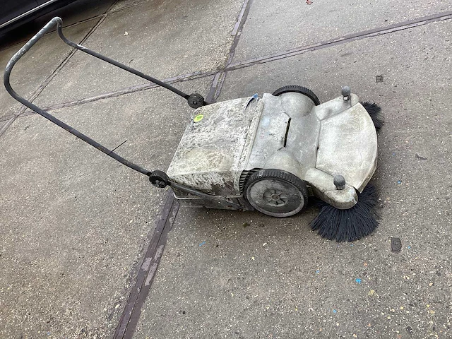 Karcher veegmachine - afbeelding 1 van  1