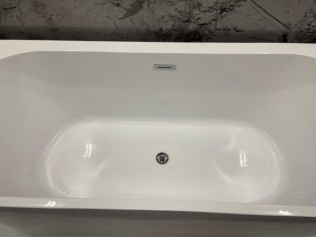 Karo - 64.0002 - half vrijstaand bad - afbeelding 3 van  3