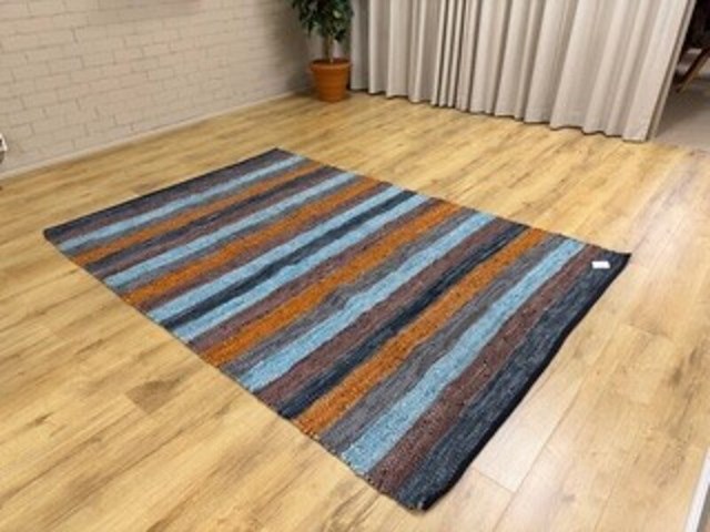 Karpet, leder - afbeelding 1 van  5