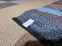 Karpet, meerkleurig leer - afbeelding 3 van  4