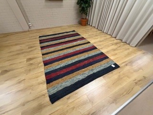 Karpet, moods, leder - afbeelding 2 van  5