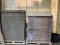 Karton en kartonnen doos (2x) - afbeelding 1 van  6