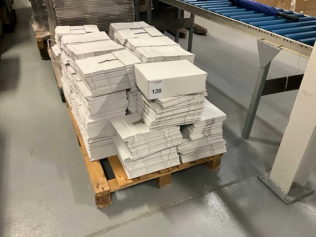 Kartonnen doos (450x) - afbeelding 5 van  5