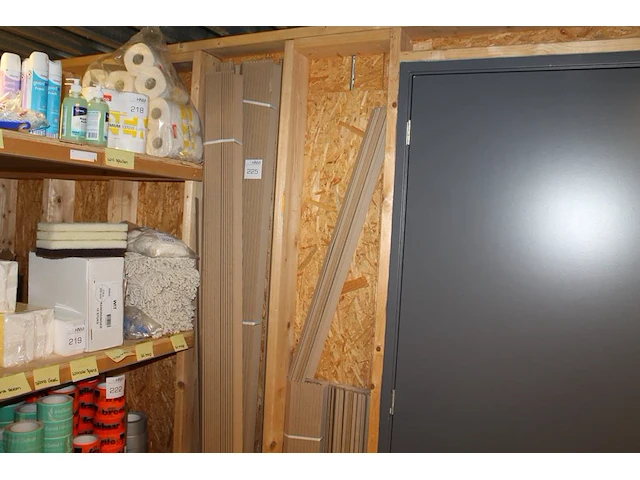 Kartonnen hoekbeschermers in lengtes 100 cm en 200 cm. - afbeelding 3 van  3
