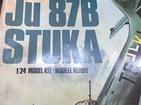 Kartonnen reclame airfix - afbeelding 2 van  2