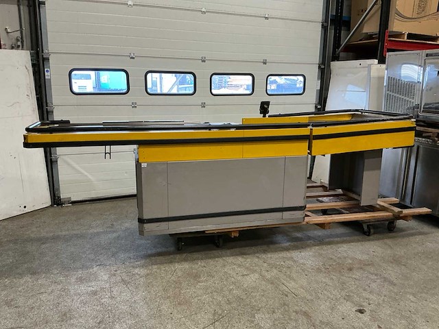 Kassa inrichting / lopende band - afbeelding 2 van  9