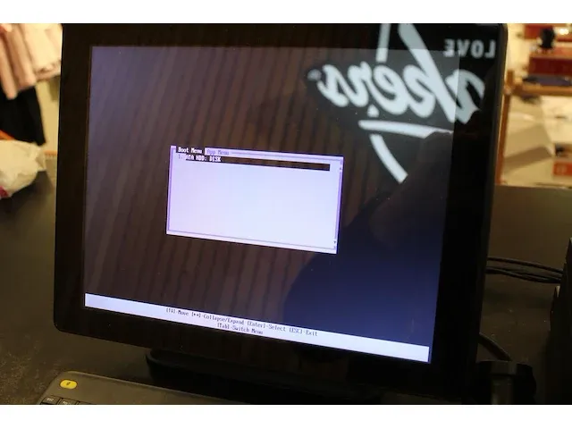 Kassasysteem met touchscreen, afleesscherm, bonnenprinter, handscanner, kassalade en toetsenbord met mousep... - afbeelding 2 van  5