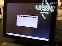 Kassasysteem met touchscreen, afleesscherm, bonnenprinter, handscanner, kassalade en toetsenbord met mousep... - afbeelding 2 van  5