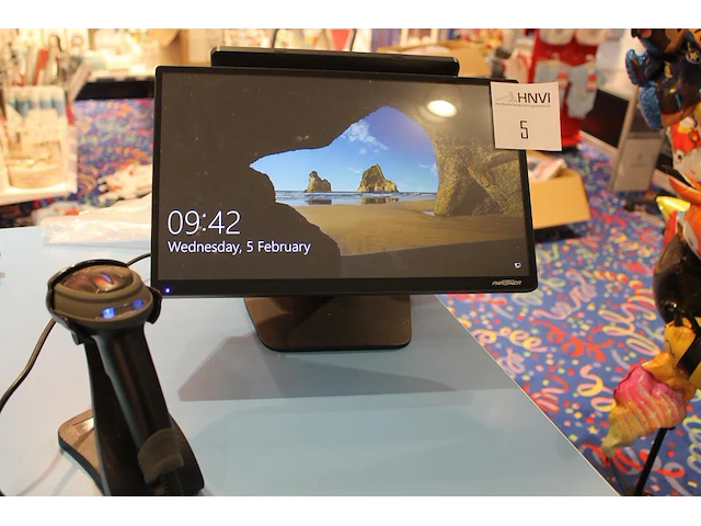 Kassasysteem partner bestaande uit pc met touchscreen (8gb-120gb), klantenscherm, barcodescanner, bonnenpri... - afbeelding 1 van  3