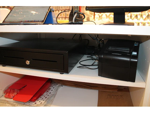 Kassasysteem partner bestaande uit pc met touchscreen (8gb-120gb), klantenscherm, barcodescanner, bonnenpri... - afbeelding 3 van  3