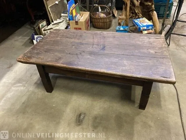 Kast en tafel - afbeelding 4 van  5