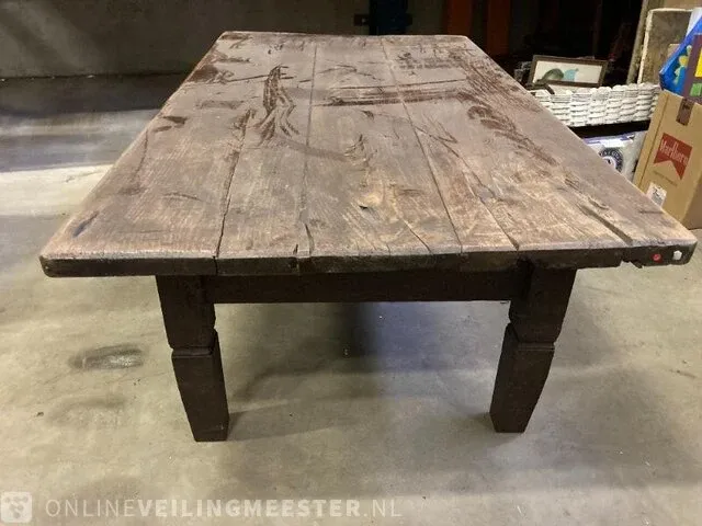 Kast en tafel - afbeelding 5 van  5
