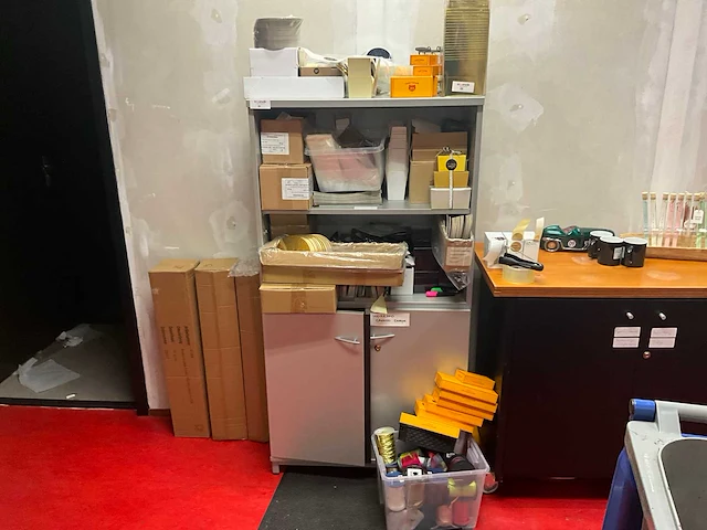 Kast en verrijdbare werkbank - afbeelding 3 van  6