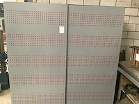 Kast met bouten en moeren - afbeelding 7 van  7