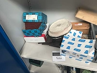Kast met inhoud (2x) - afbeelding 7 van  10