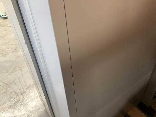 Kast met inhoud (2x) - afbeelding 10 van  10