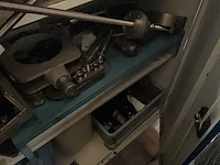 Kast met inhoud (3x) - afbeelding 2 van  16