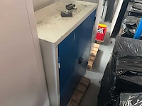 Kast met inhoud (3x) - afbeelding 10 van  16