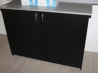 Kast met twee deuren. afmeting 125 x 55 x 90 cm - afbeelding 1 van  1