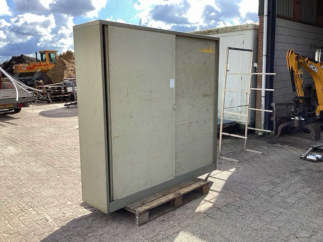 Kast - afbeelding 2 van  8