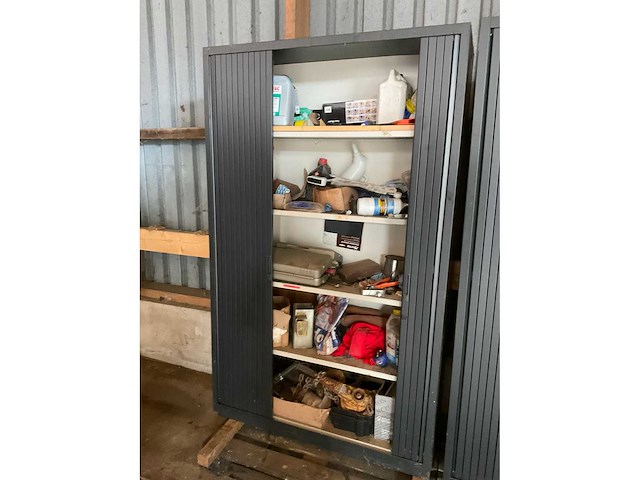 Kasten met diverse onderdelen, gereedschappen en accessoires - afbeelding 5 van  12