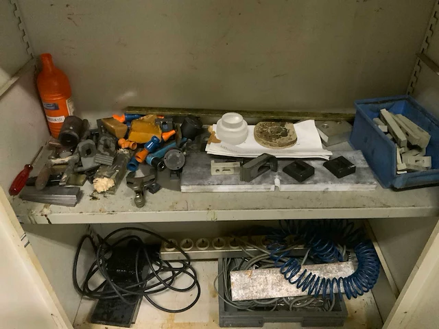 Kasten met inhoud - afbeelding 19 van  19