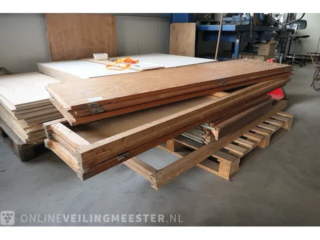 Kasten stelling lundia - afbeelding 1 van  4