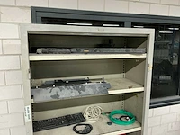 Kast/kist met onderdelen - afbeelding 7 van  14