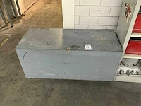 Kast/kist met onderdelen - afbeelding 12 van  14