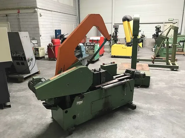 Kasto - 470 - ijzerzaagmachines - afbeelding 2 van  7