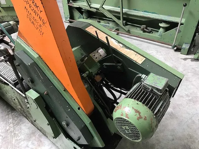Kasto - 470 - ijzerzaagmachines - afbeelding 4 van  7