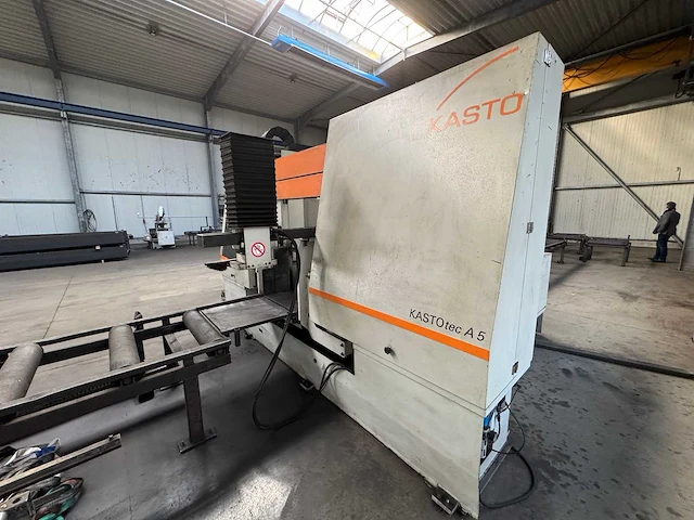 Kasto - kastotec a5 - cnc band sawing machine - 2010 - afbeelding 3 van  24