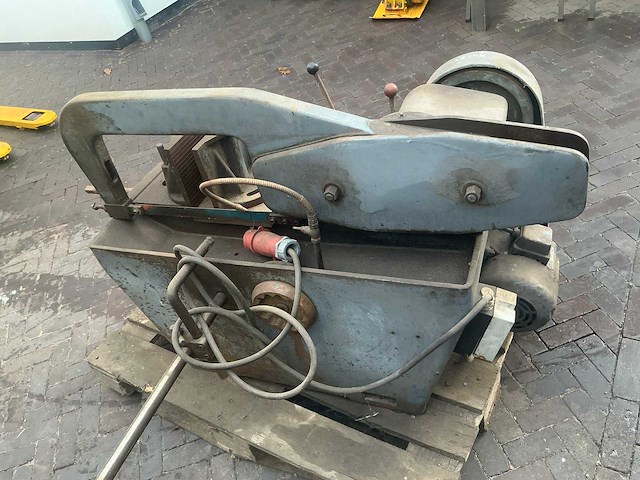 Kasto hm 1,8 zaagmachine - afbeelding 8 van  15