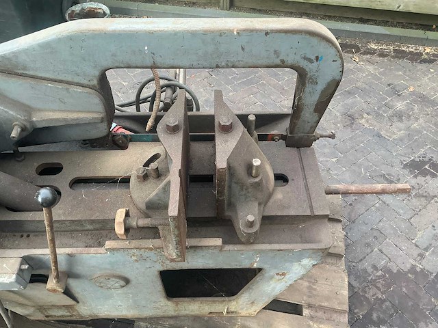 Kasto hm 1,8 zaagmachine - afbeelding 9 van  15