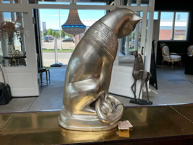 Kat bronzen beeld - afbeelding 4 van  5