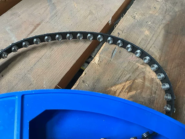 Kato tangless coilthread inzetschroefdraad op strip - afbeelding 2 van  6