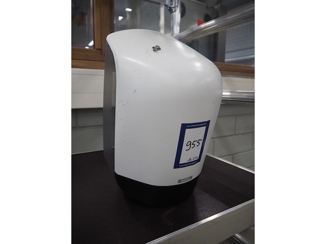 Katrin - afbeelding 2 van  5