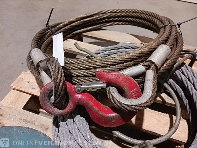 Katrol met twee lierkabels - afbeelding 5 van  7